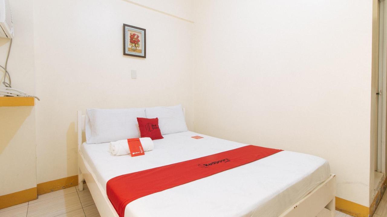 Reddoorz @ Golden Skye Hotel Guagua 外观 照片